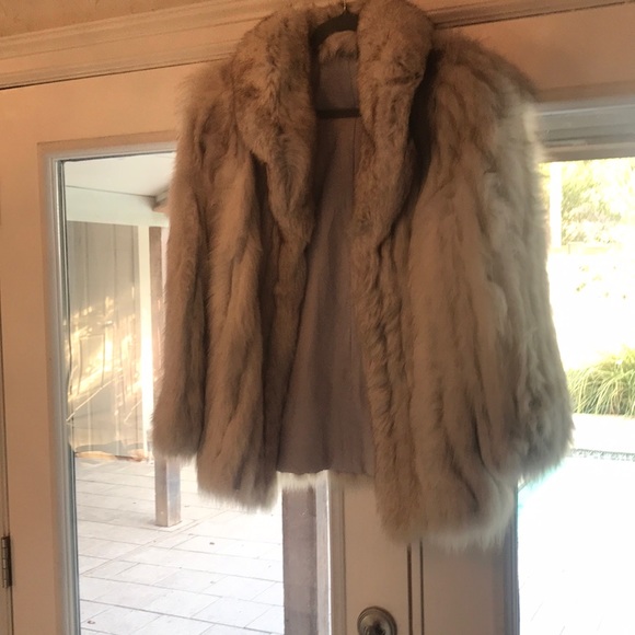 Fur coat - Picture 3 of 7
